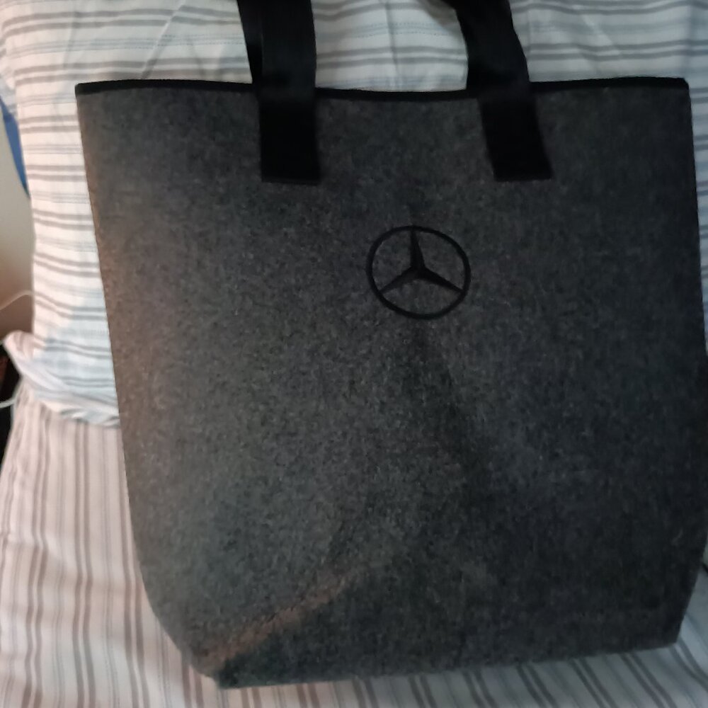Mercedes Tote bag your luxury shopping